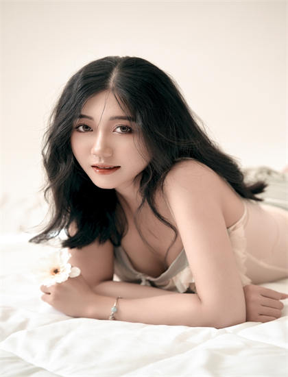 老婆战胜大黑狗小说_血恋1高清完整免费版在线观看_反击电影完整免费观看